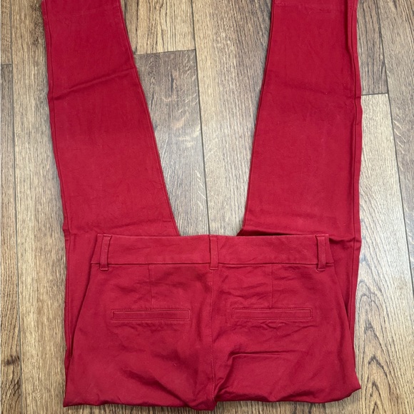 Old Navy Pixie Pants Women's 2 Red Skinny Statement Color Business Casual - Picture 2 of 3